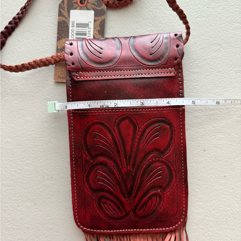Leaders In Leather Bag - Crossbody - Essential Tooled LEATHER Bag - Picture 4 of 12